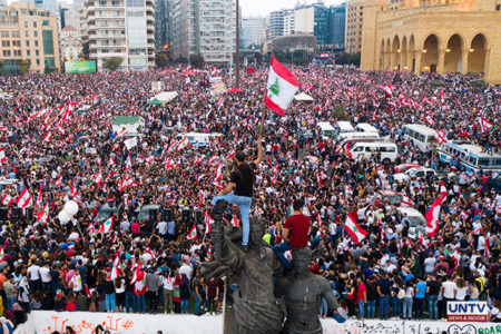 Masyarakat Lebanon Protes Atas Undang-undang