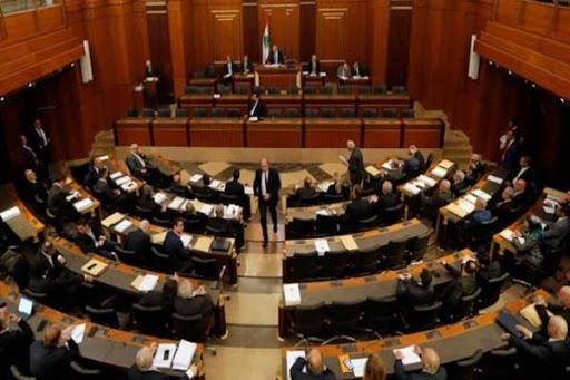 Anggota Parlemen Lebanon Melawan Hukum Kewarganegaraan